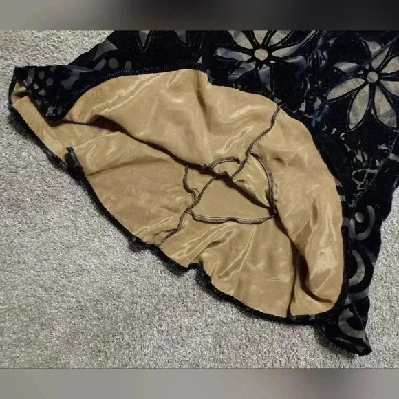 Chicos Velvet Flare Floral Skirt - Picture 10 of 10